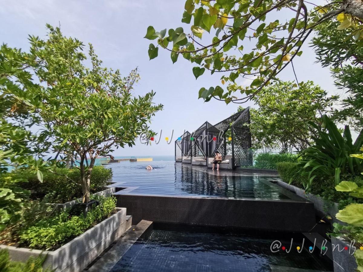 Edge Central Pattaya By Jjj Luaran gambar