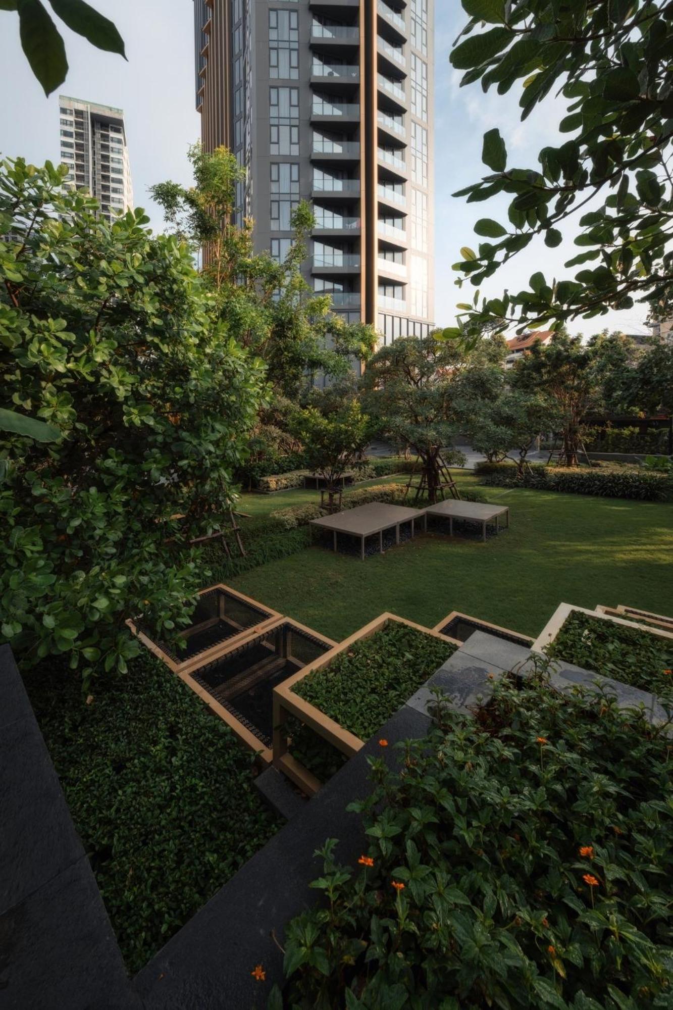 Edge Central Pattaya By Jjj Luaran gambar