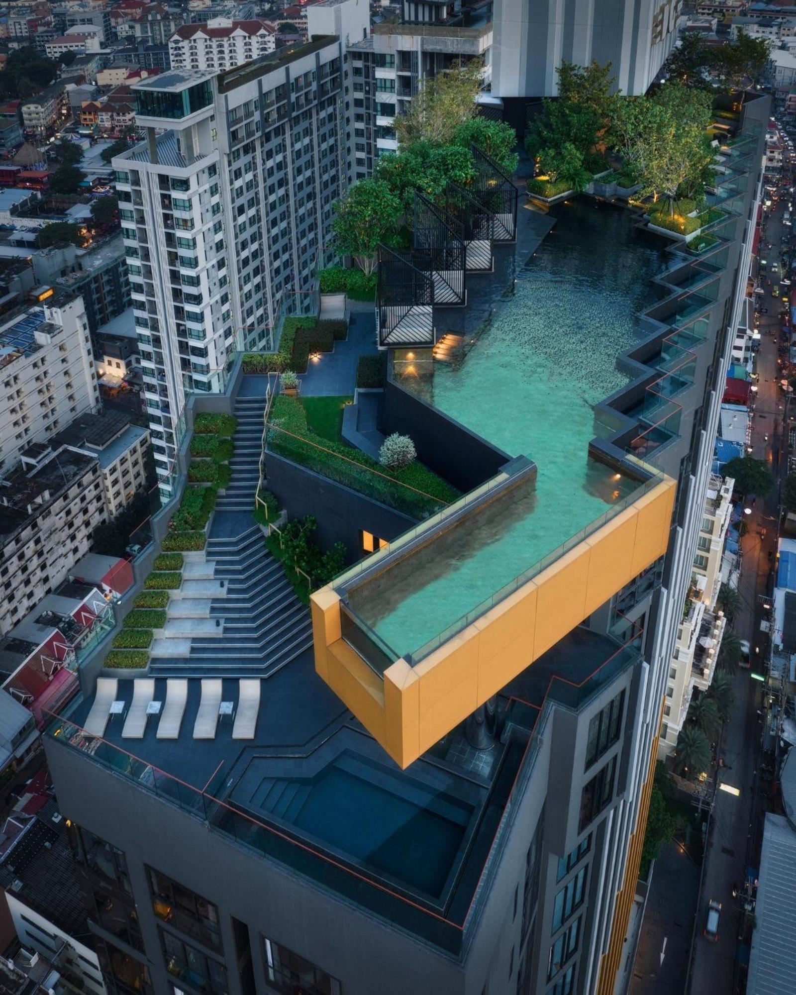 Edge Central Pattaya By Jjj Luaran gambar