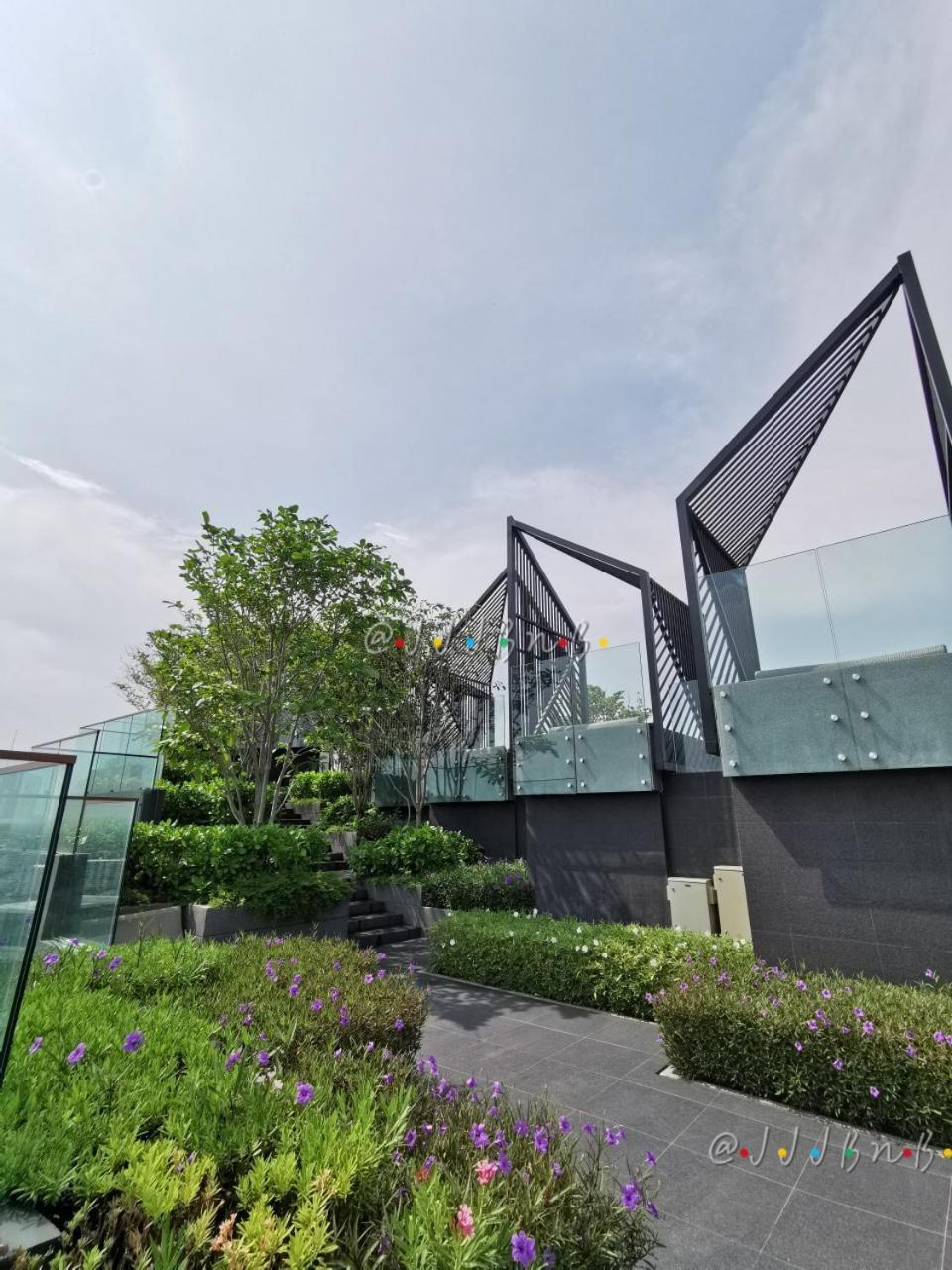 Edge Central Pattaya By Jjj Luaran gambar